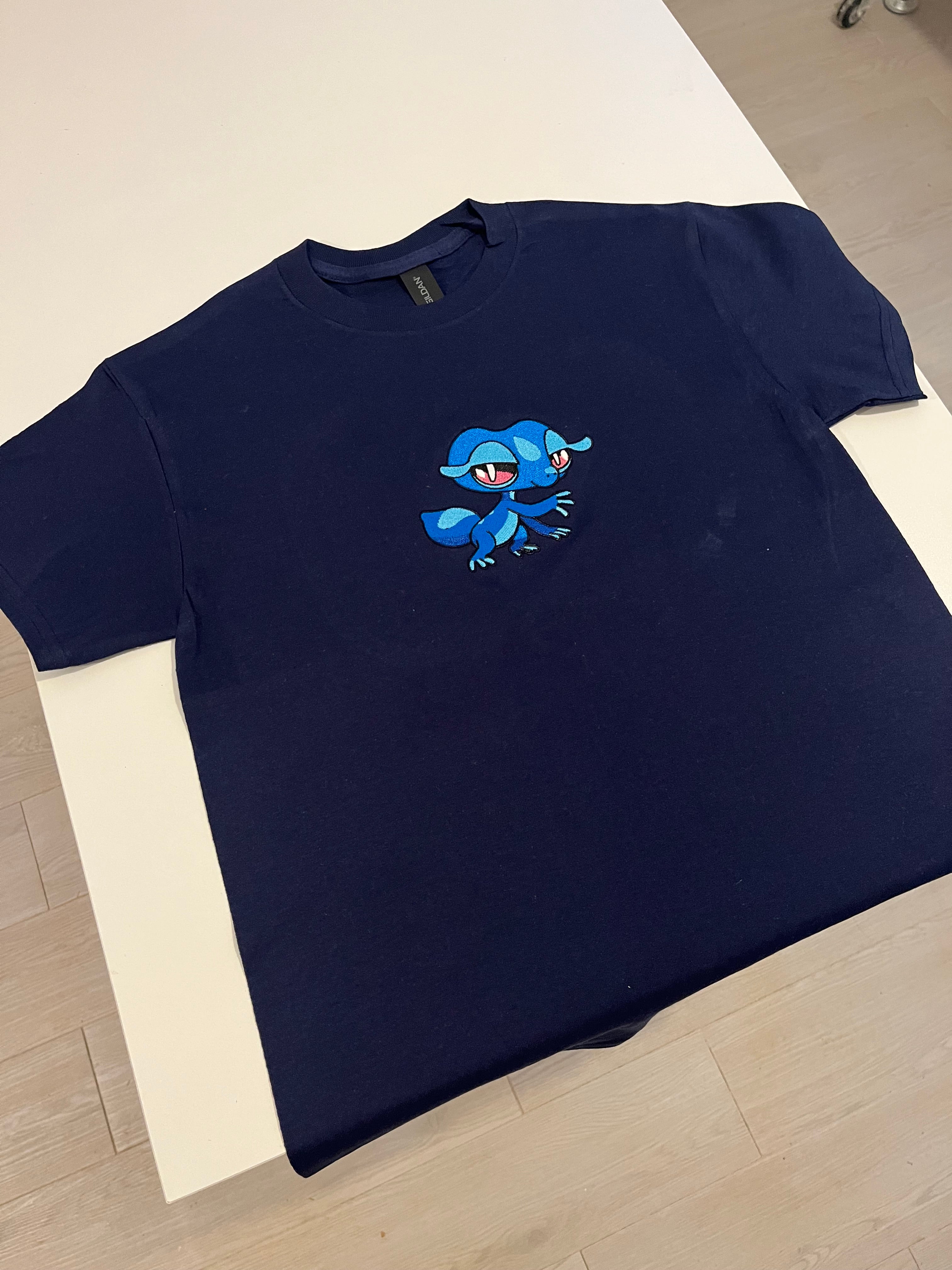 gecko water starter embroidered Sweatshirt/Hoodie