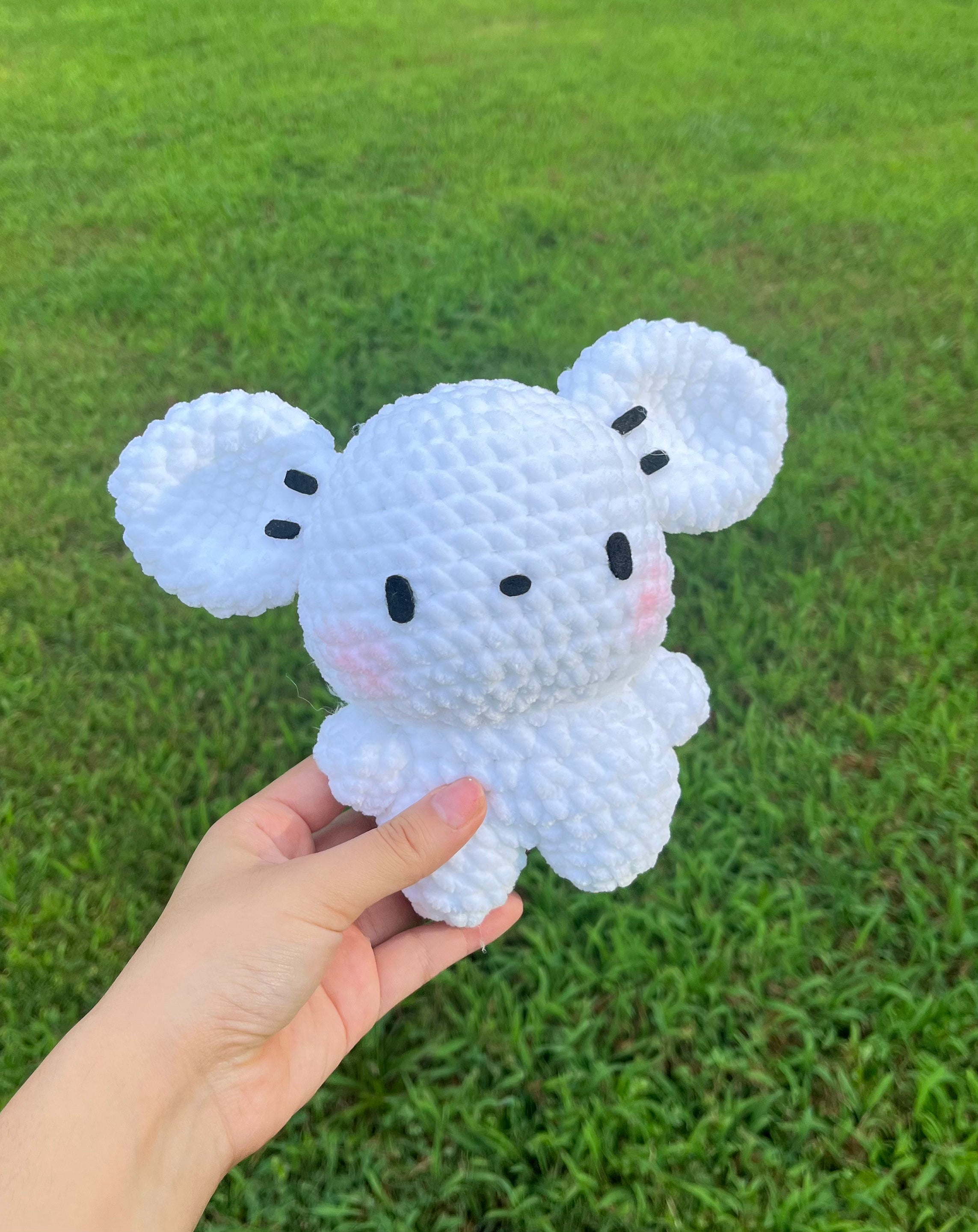 maus crotchet plushie