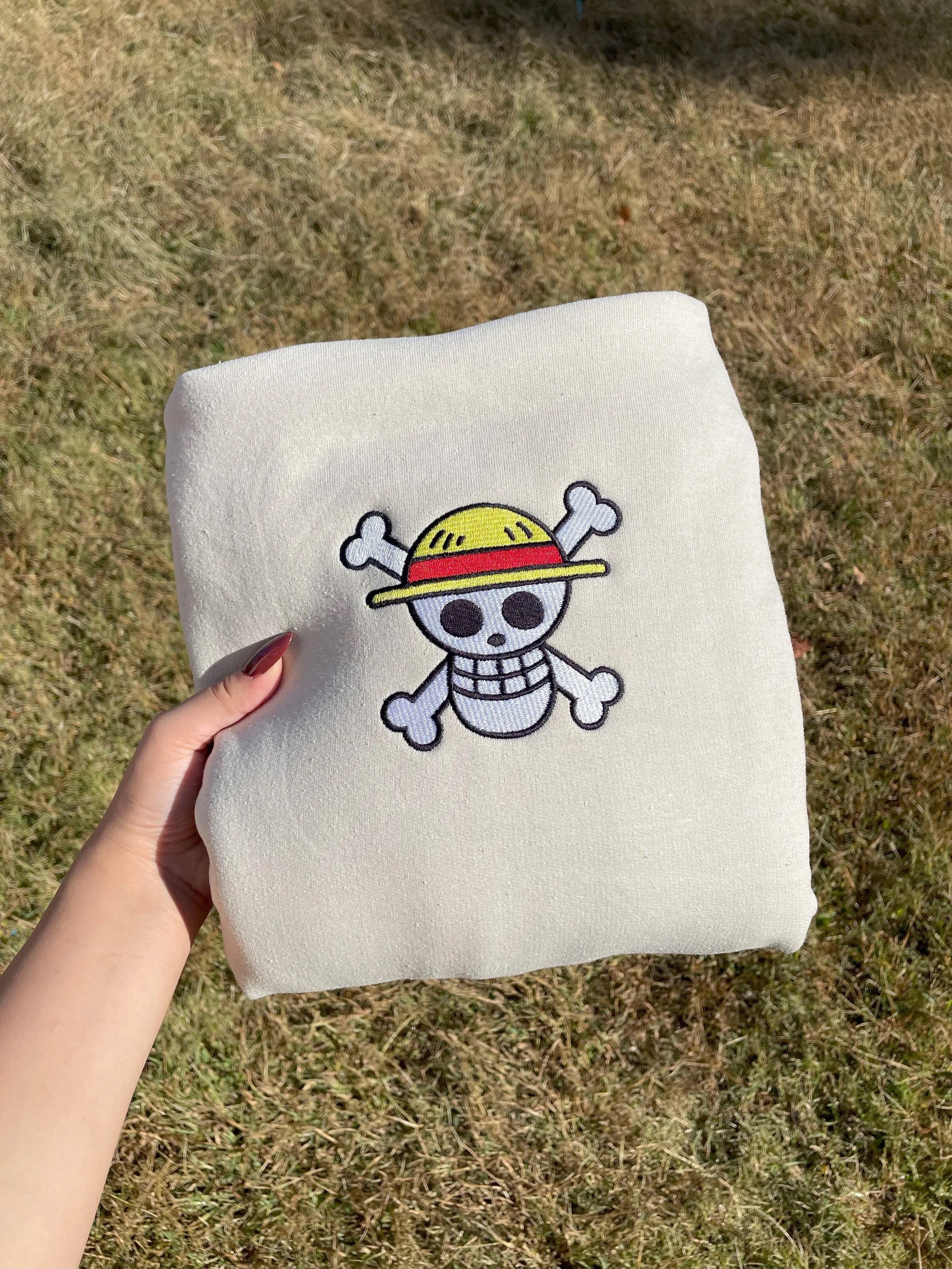skull embroidered Sweatshirt/Hoodie
