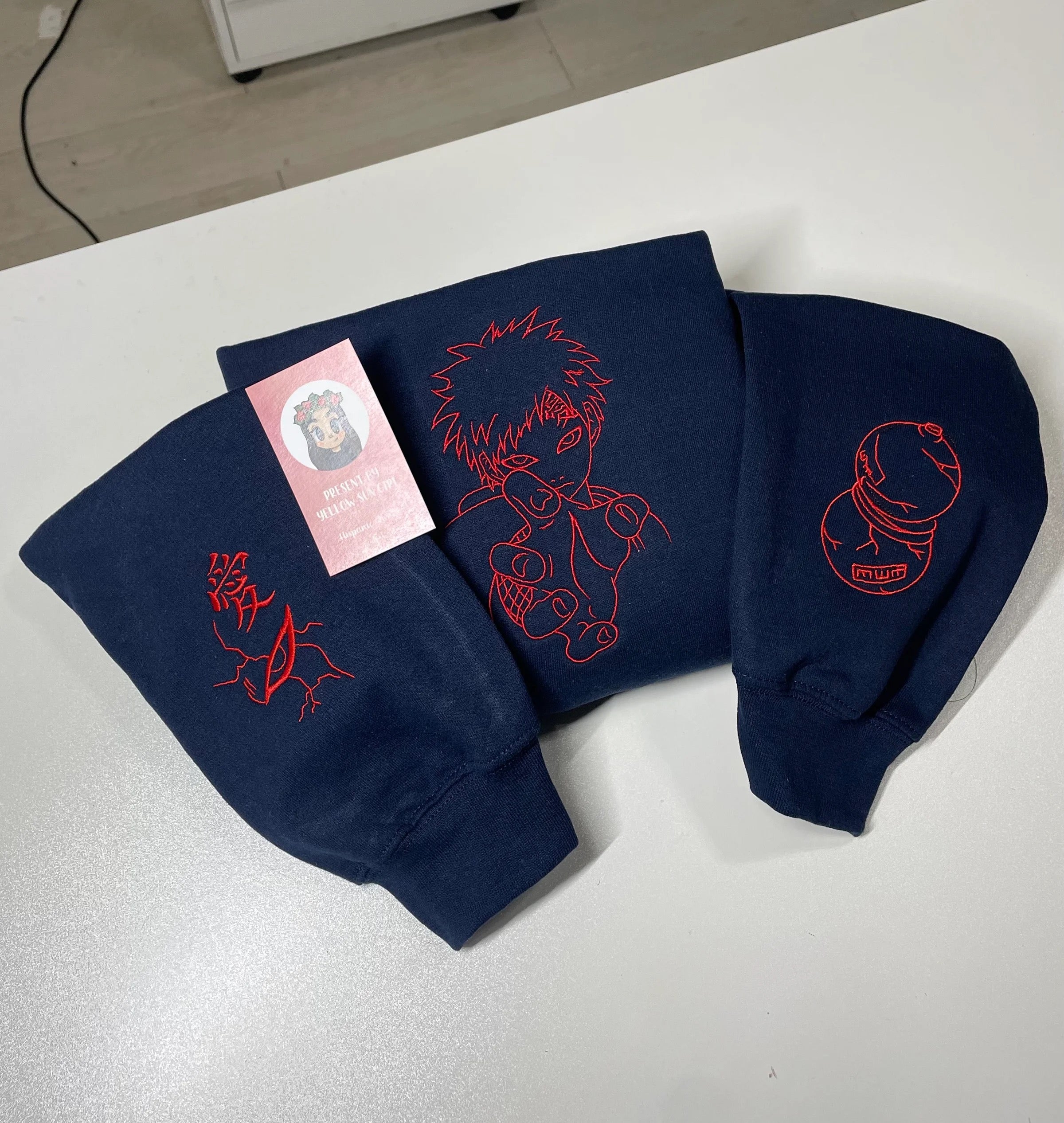 desert red head embroidered Sweatshirt/Hoodie